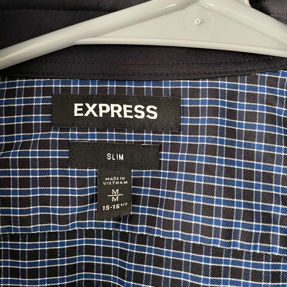 Express button down - Picture 2 of 2